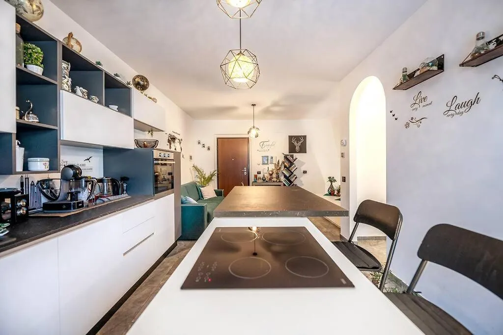 Apartment Idromassaggio Doppia - Ango House Seregno